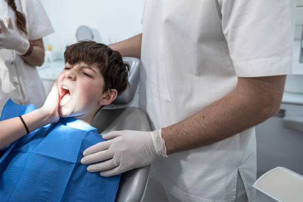Best Emergency Wisdom Tooth Extraction in Bourbon, IN